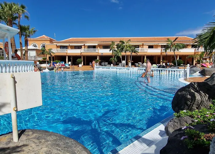 Moderne Mit Meerblick Und Pool By Interhome Playa de las Américas