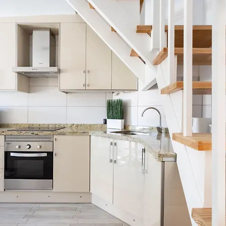 Moderne Mit Meerblick Und Pool By Interhome *