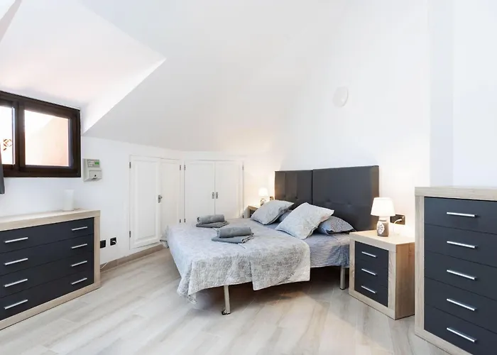 Apartman Moderne Mit Meerblick Und Pool By Interhome Playa de las Américas