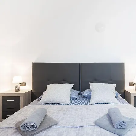 Апартаменты Moderne Mit Meerblick Und Pool By Interhome Плая-де-лас-Америкас