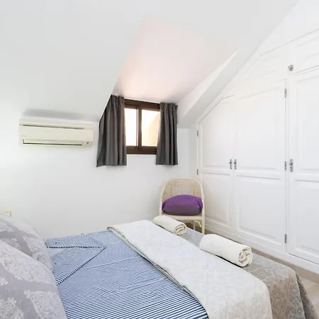 Moderne Mit Meerblick Und Pool By Interhome Apartment