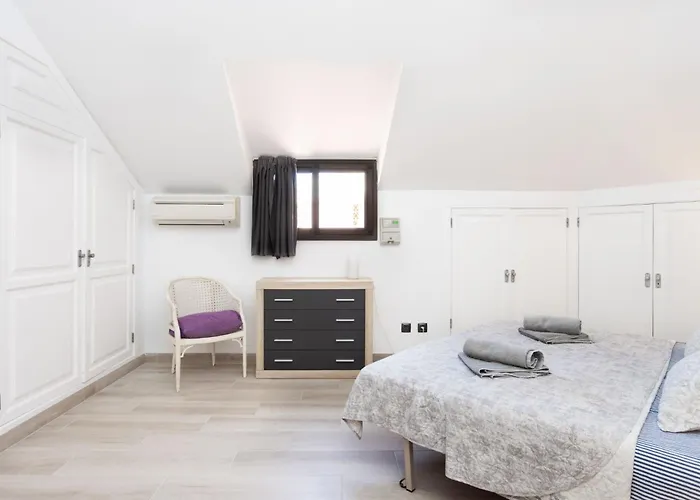 Apartment Moderne Mit Meerblick Und Pool By Interhome *